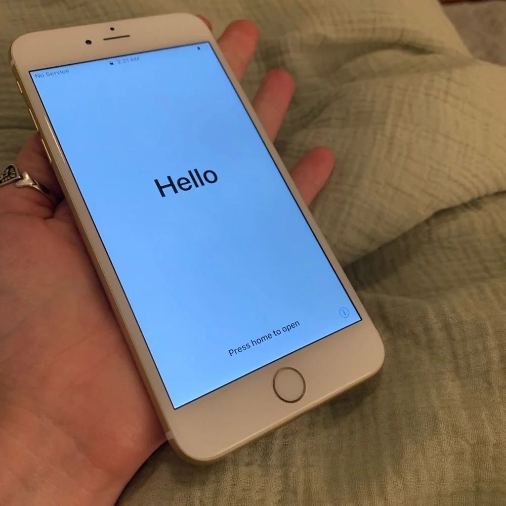 iPhone 6 Plus 64gb - FOR PARTS ONLY